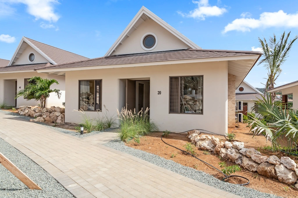 The Jazmyn 39 luxury villa for sale at Blue Bay Golf & Beach Resort Curaçao - exterior view